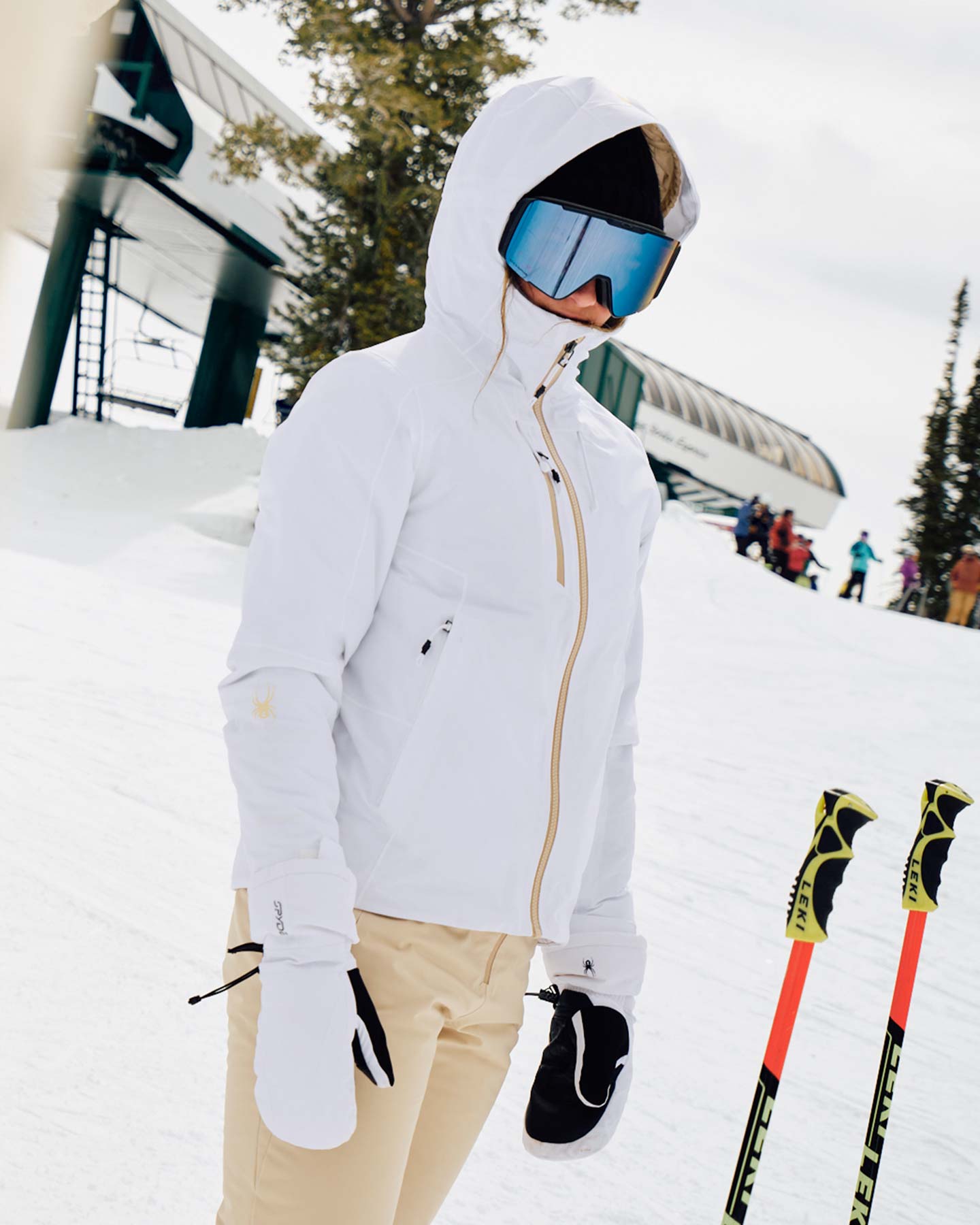 セオリー　フードジャケット　SOFT LAWN GATHER　ホワイトS ACTIADAPT PACKABLE JACKET | Men | Cream | Jackets & Outerwear